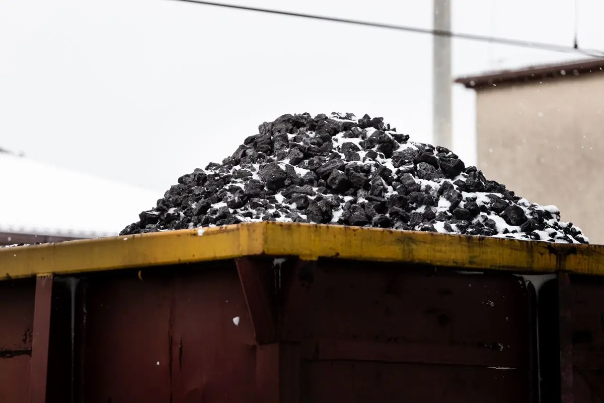 Coal rake unloading